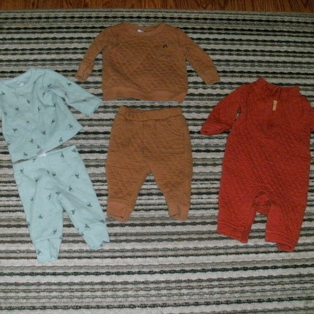 LOT of THREE ~ OUTFITS Old Navy Quilted & Just One You Thermal Set sz 3-6 months
